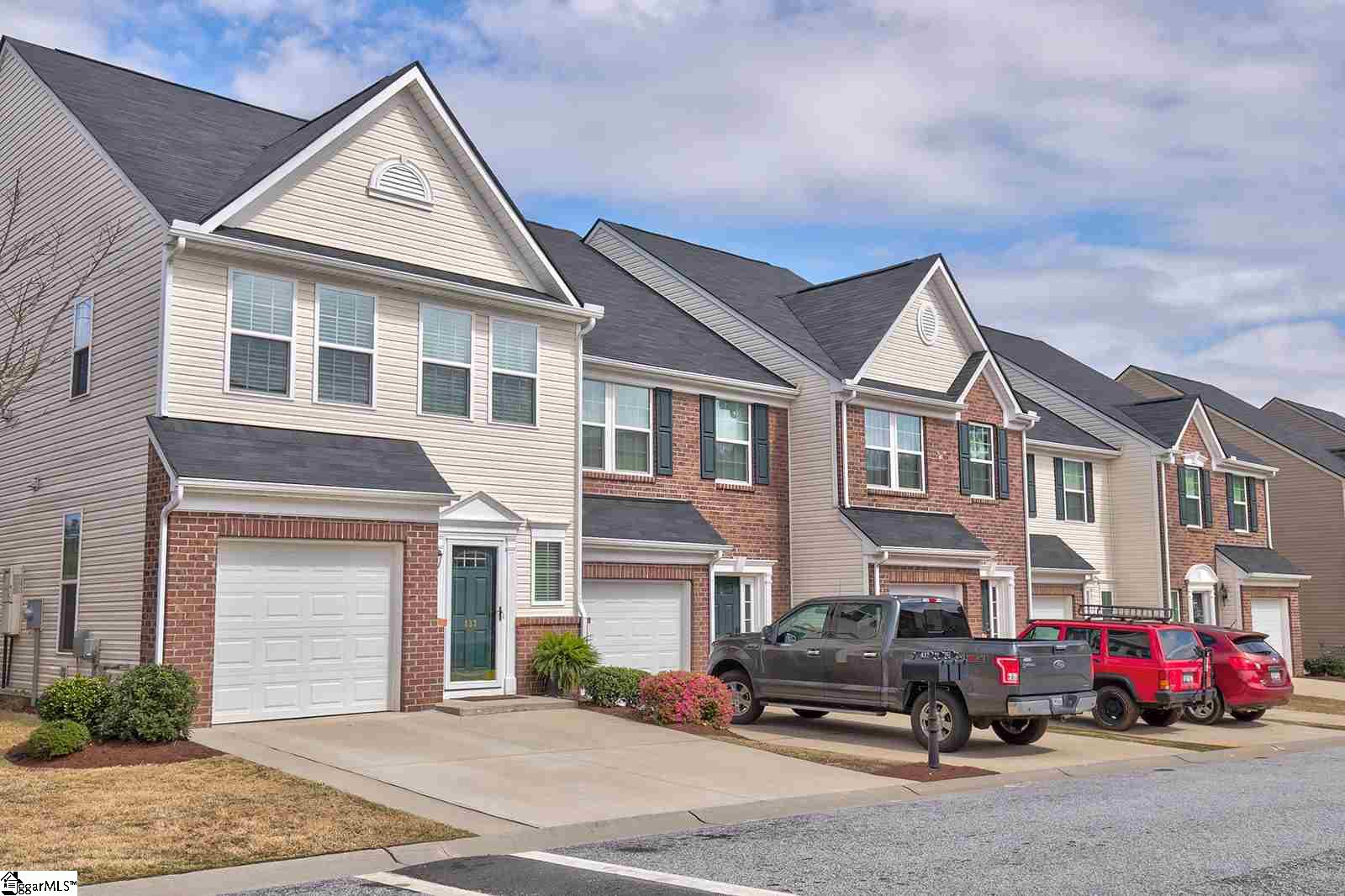 437 Christiane Way Greenville, SC 29607 - Photo 4 of 36 Gallery Image 4
