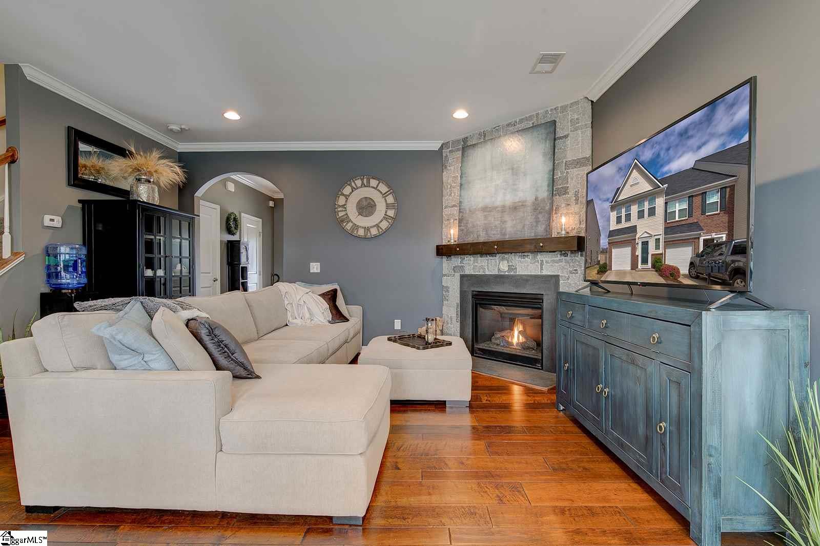 437 Christiane Way Greenville, SC 29607 - Photo 10 of 36 Gallery Image 10