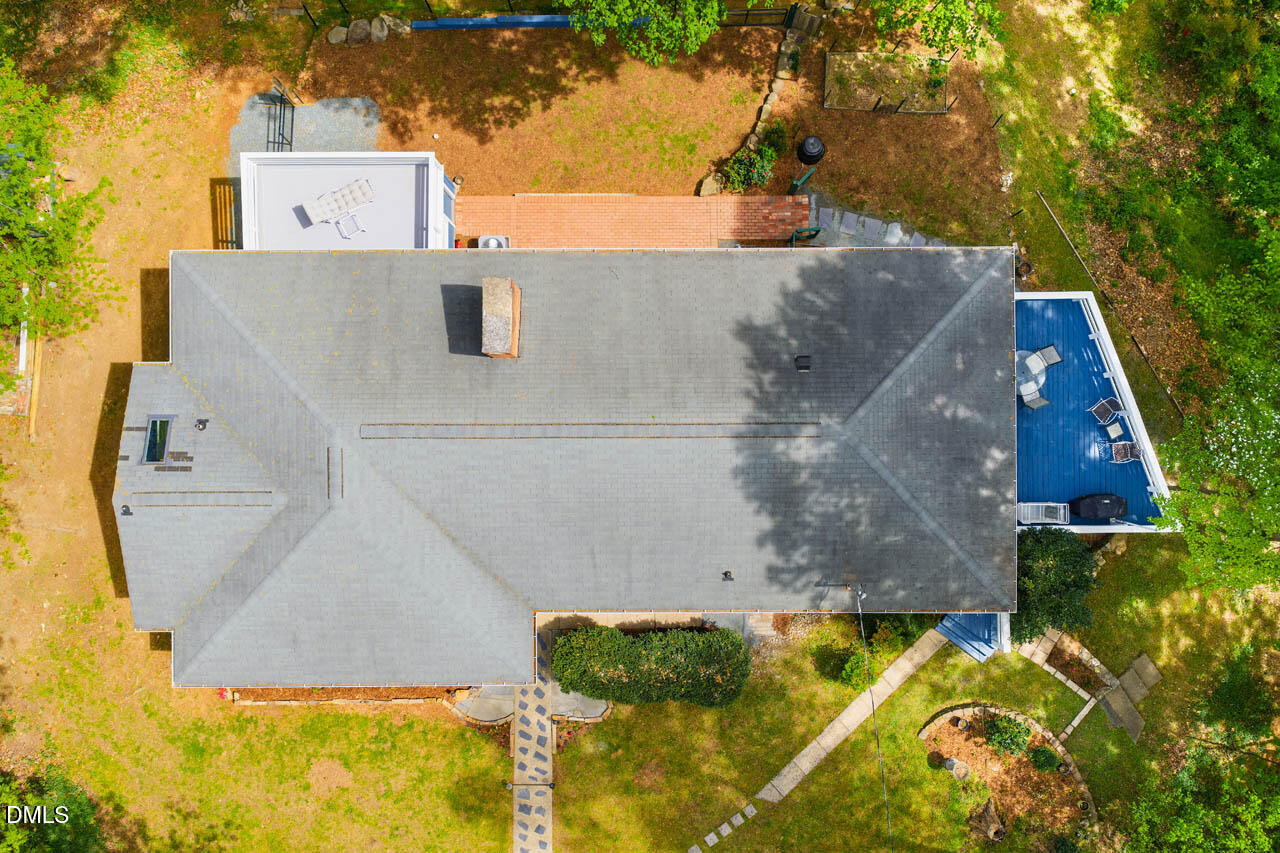 31 Mt Bolus Road Chapel Hill, NC 27514 - Photo 5 of 70