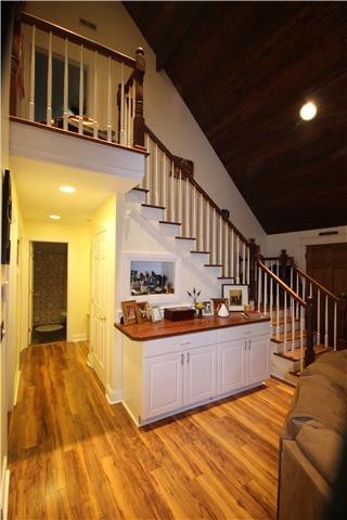6188 Highway 161 Springfield, TN 37172 - Photo 4 of 14 Open staircase to spacious master suite!