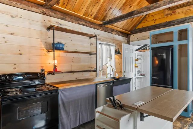 $670,000 | 130 Lewis Hill Road, Newcastle, ME 04553