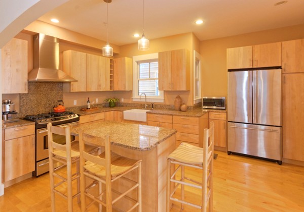 16 Durham Street, Unit 16 Somerville, MA 02143 - Photo 2 of 24