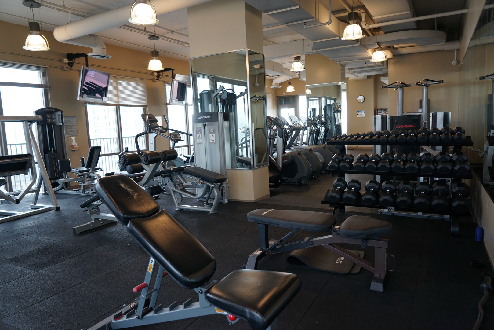 2 East Erie Street, Unit 3207 Chicago, IL 60611 - Photo 18 of 22