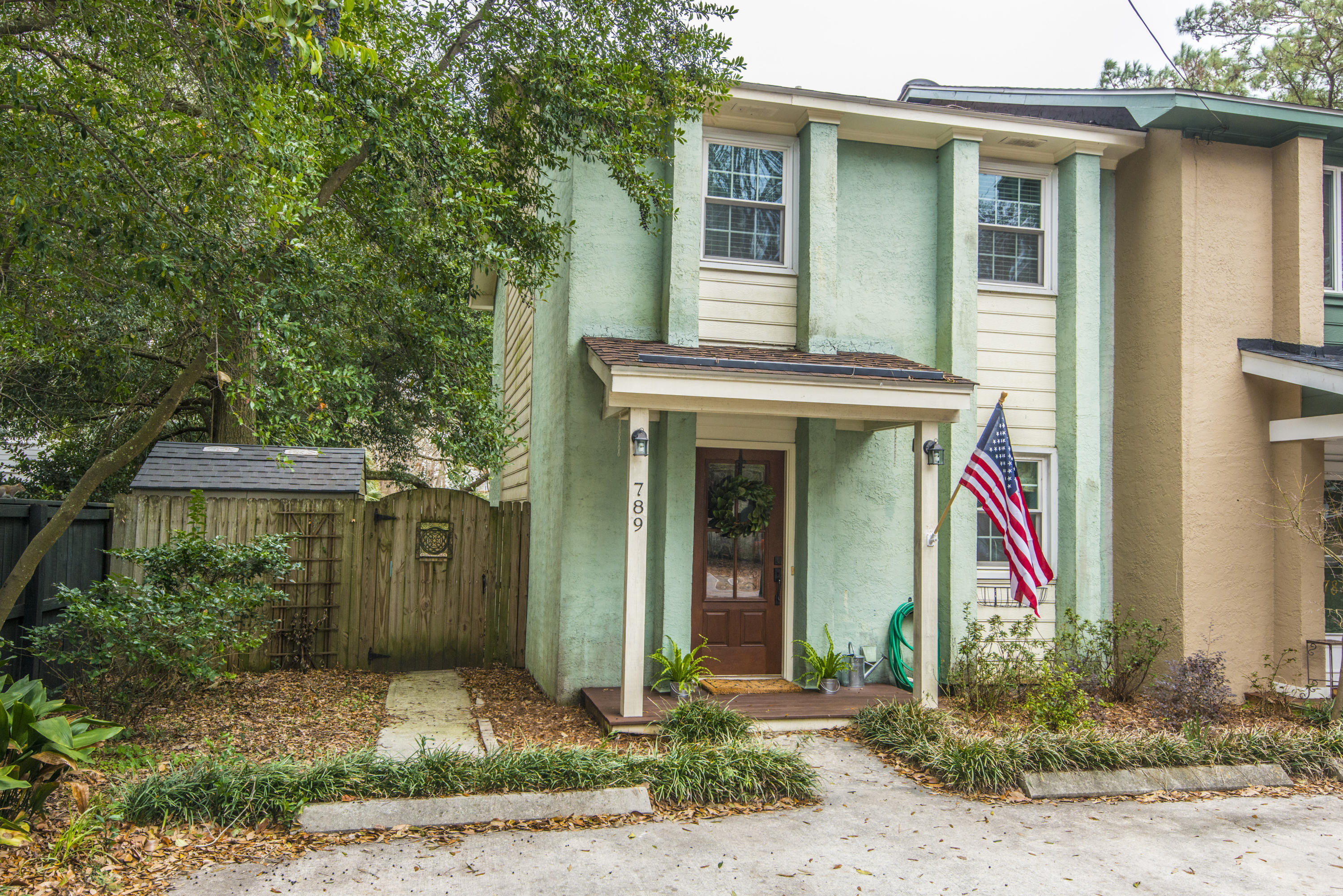 789 Center Street Mount Pleasant, SC 29464 - Photo 1 of 22 _DSC1090