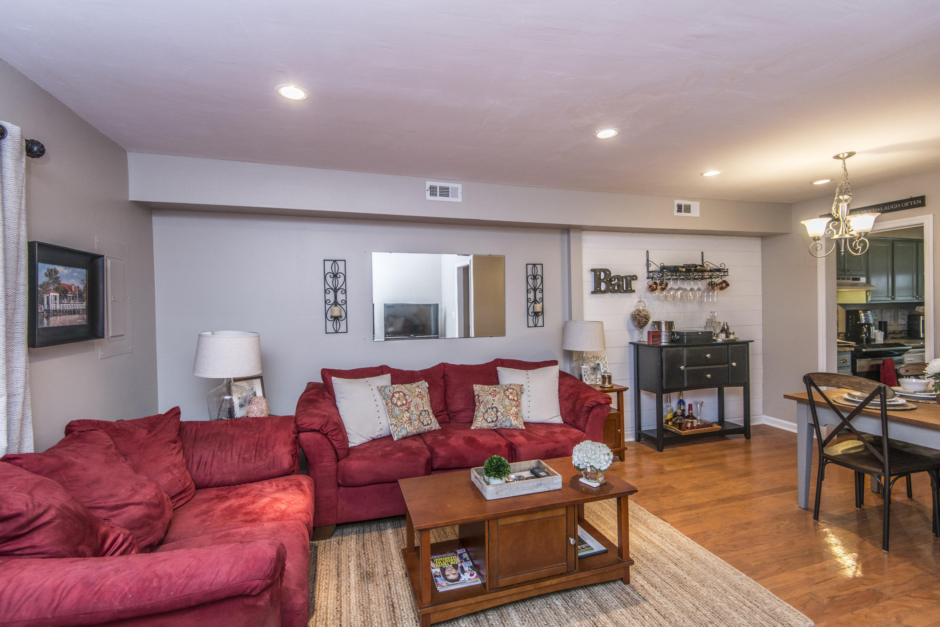 789 Center Street Mount Pleasant, SC 29464 - Photo 7 of 22 _DSC1106