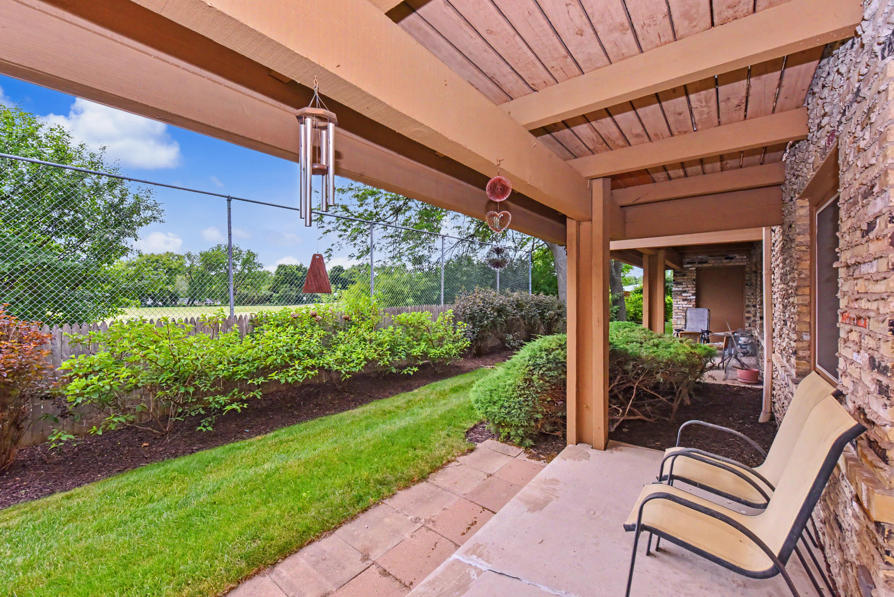 2101 Good Hope Road, Unit 111 Glendale, WI 53209 - Photo 22 of 29 DSC_9054