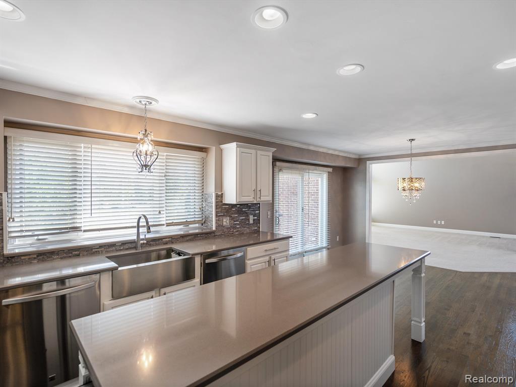 1262 Tulberry Circle Rochester, MI 48306 - Photo 21 of 50
