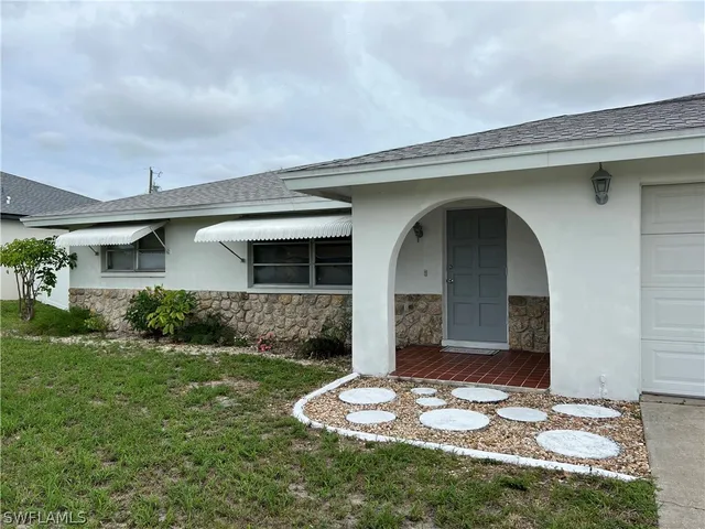 $275,000 | 326 Southeast 47th Street, Cape Coral, FL 33904