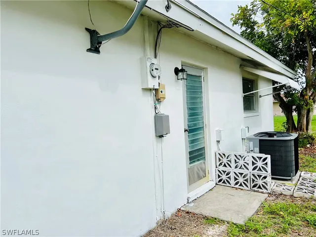 $275,000 | 326 Southeast 47th Street, Cape Coral, FL 33904