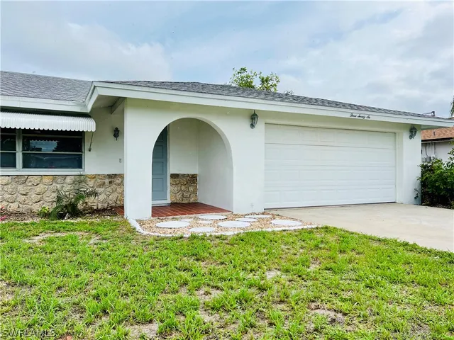 $275,000 | 326 Southeast 47th Street, Cape Coral, FL 33904