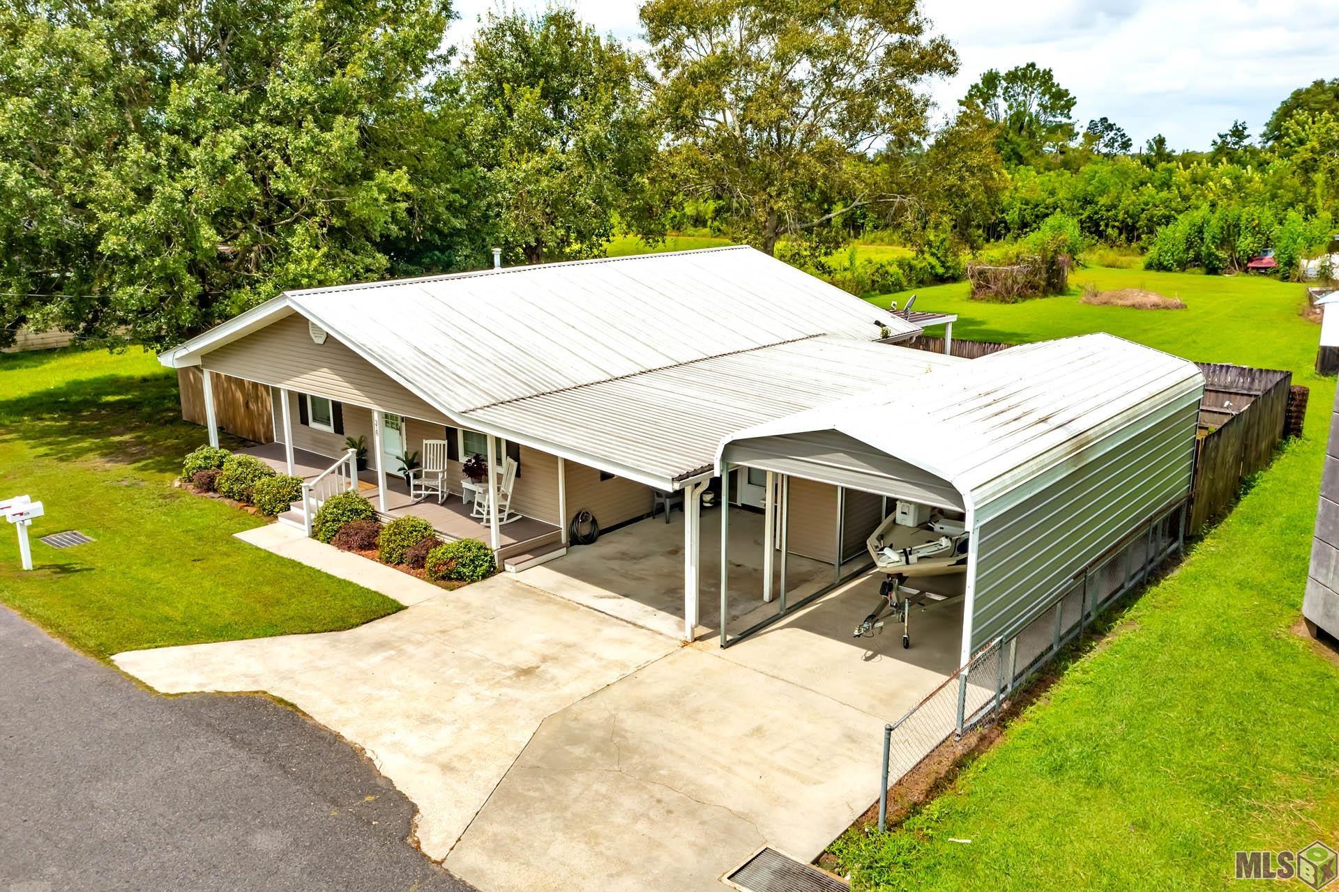 318 Danos Street Raceland, LA 70394 - Photo 2 of 11 Gallery Image 2