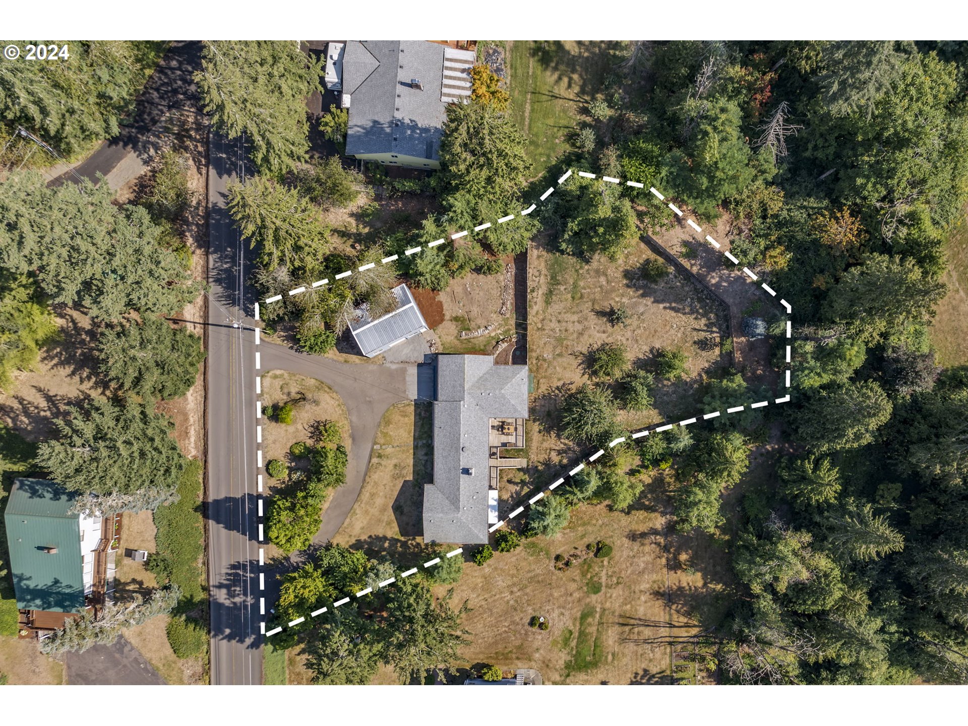 13762 Southeast Wiese Road Damascus, OR 97089 - Photo 36 of 44 an aerial view of residential houses with outdoor space