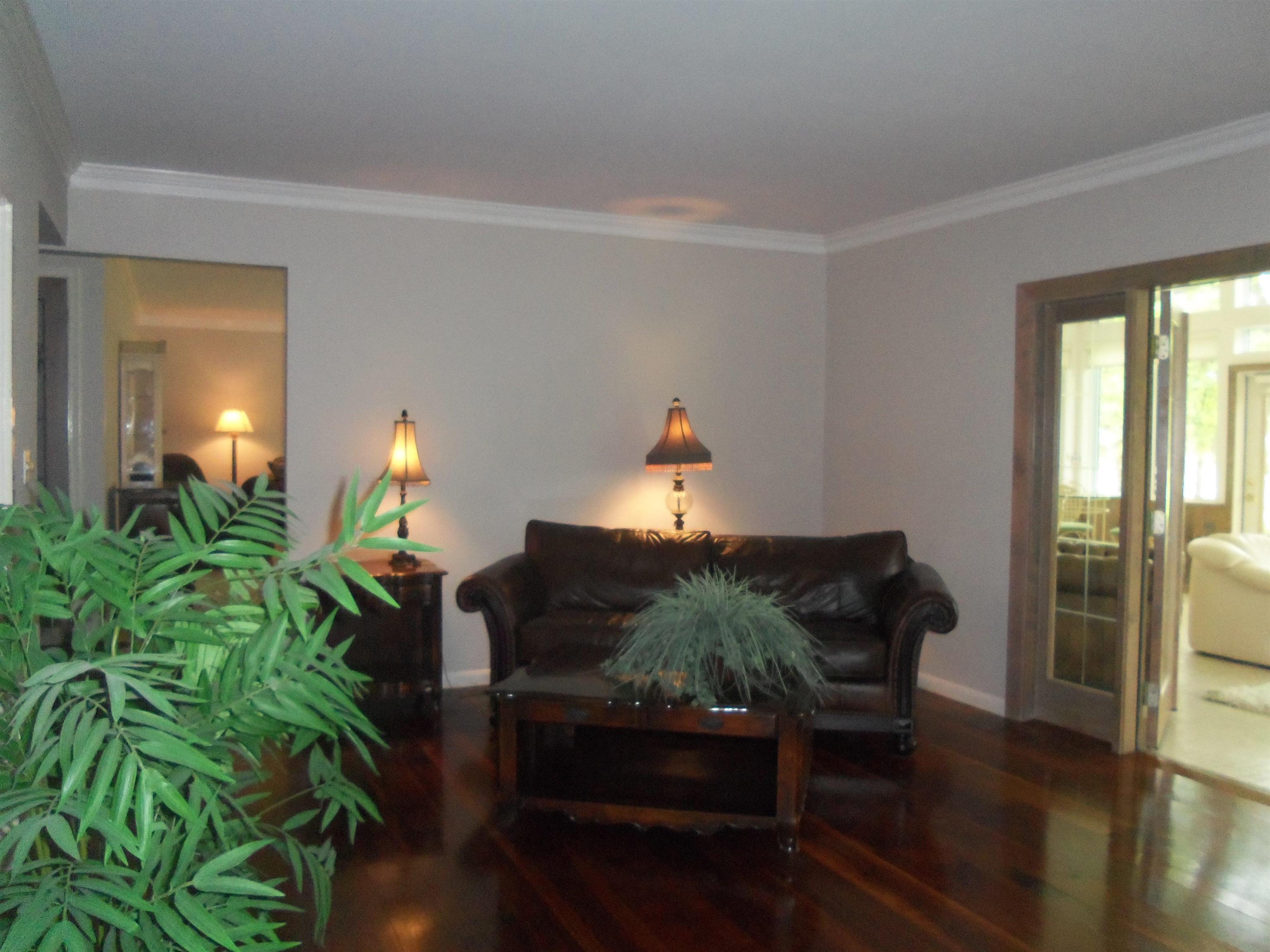 5310 East Carpenter Road Flint, MI 48506 - Photo 15 of 70 Upstairs Family Room