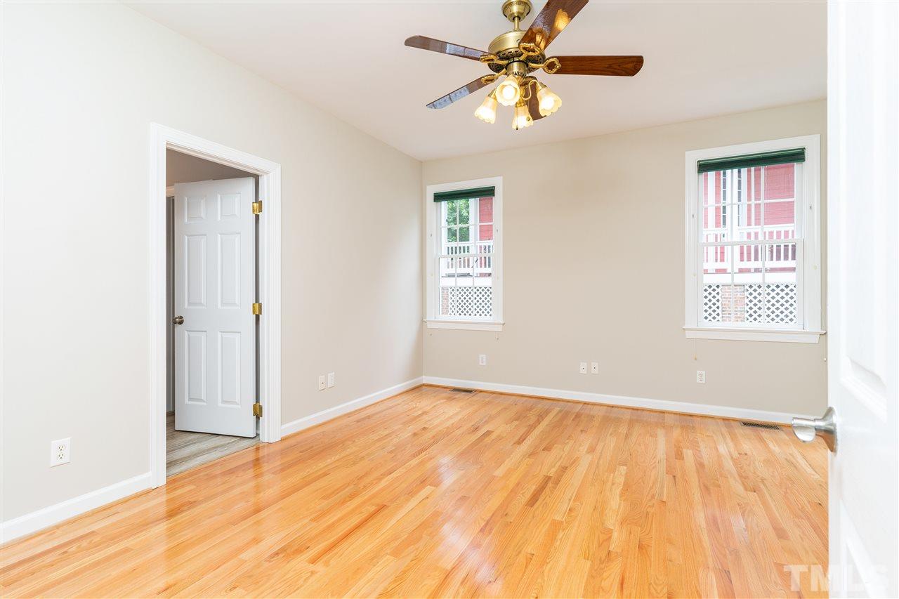 404 Scotts Ridge Trail Apex, NC 27502 - Photo 11 of 28 Gallery Image 11