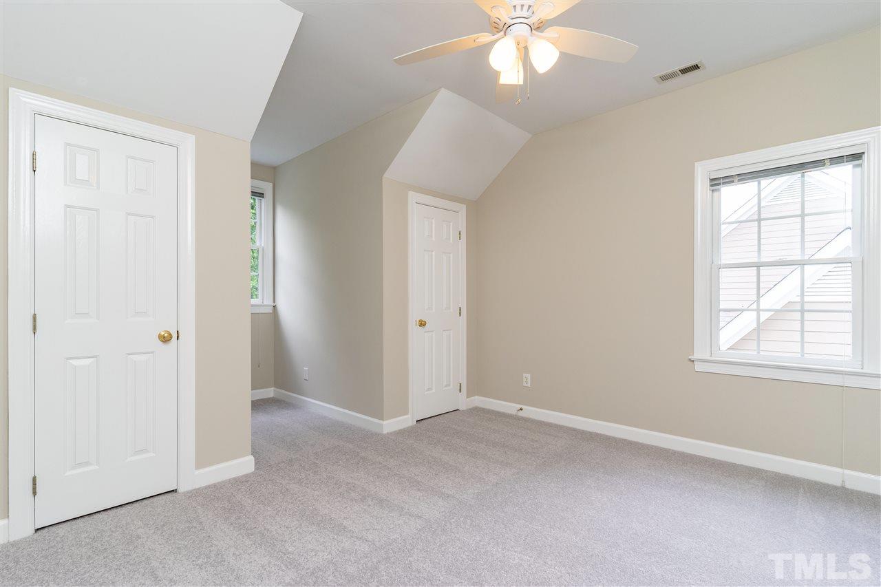 404 Scotts Ridge Trail Apex, NC 27502 - Photo 14 of 28 Gallery Image 14