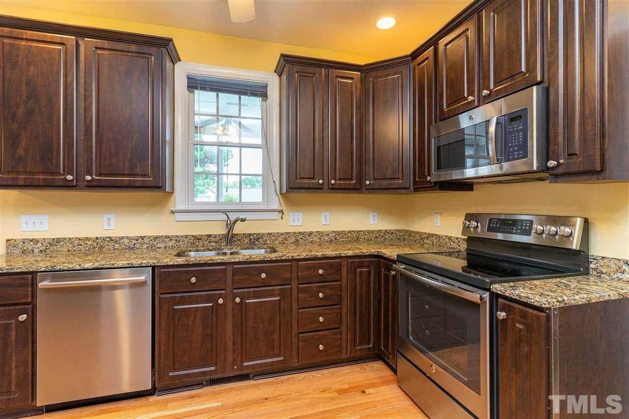 404 Scotts Ridge Trail Apex, NC 27502 - Photo 8 of 28 Gallery Image 8