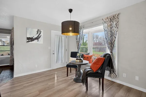 $399,900 | 2018 West Coachlight Drive, Jackson, MI 49201