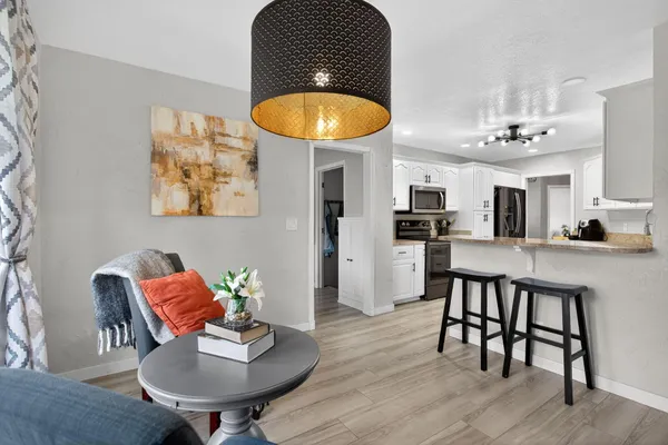 $399,900 | 2018 West Coachlight Drive, Jackson, MI 49201