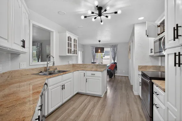 $399,900 | 2018 West Coachlight Drive, Jackson, MI 49201