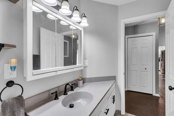 $399,900 | 2018 West Coachlight Drive, Jackson, MI 49201