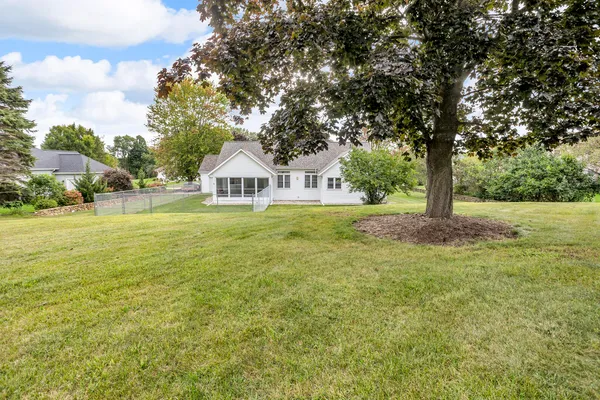 $399,900 | 2018 West Coachlight Drive, Jackson, MI 49201