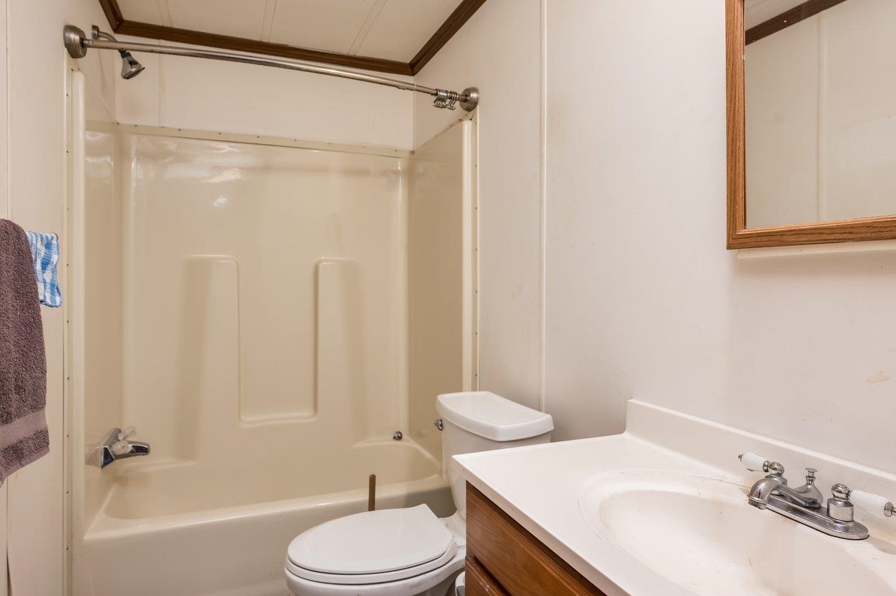 36 Eagle Drive Rochester, NH 03868 - Photo 5 of 19