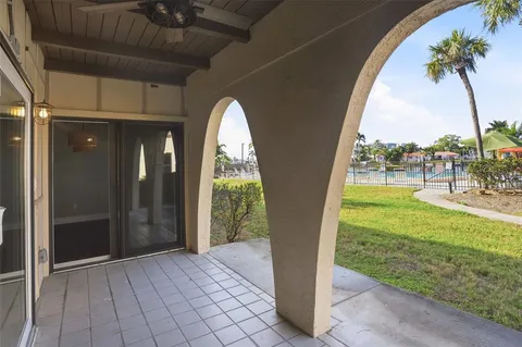 $349,999 | 507 Plaza Seville Court, Unit 13, Treasure Island, FL 33706