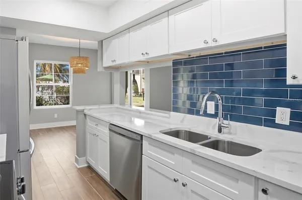 $349,999 | 507 Plaza Seville Court, Unit 13, Treasure Island, FL 33706