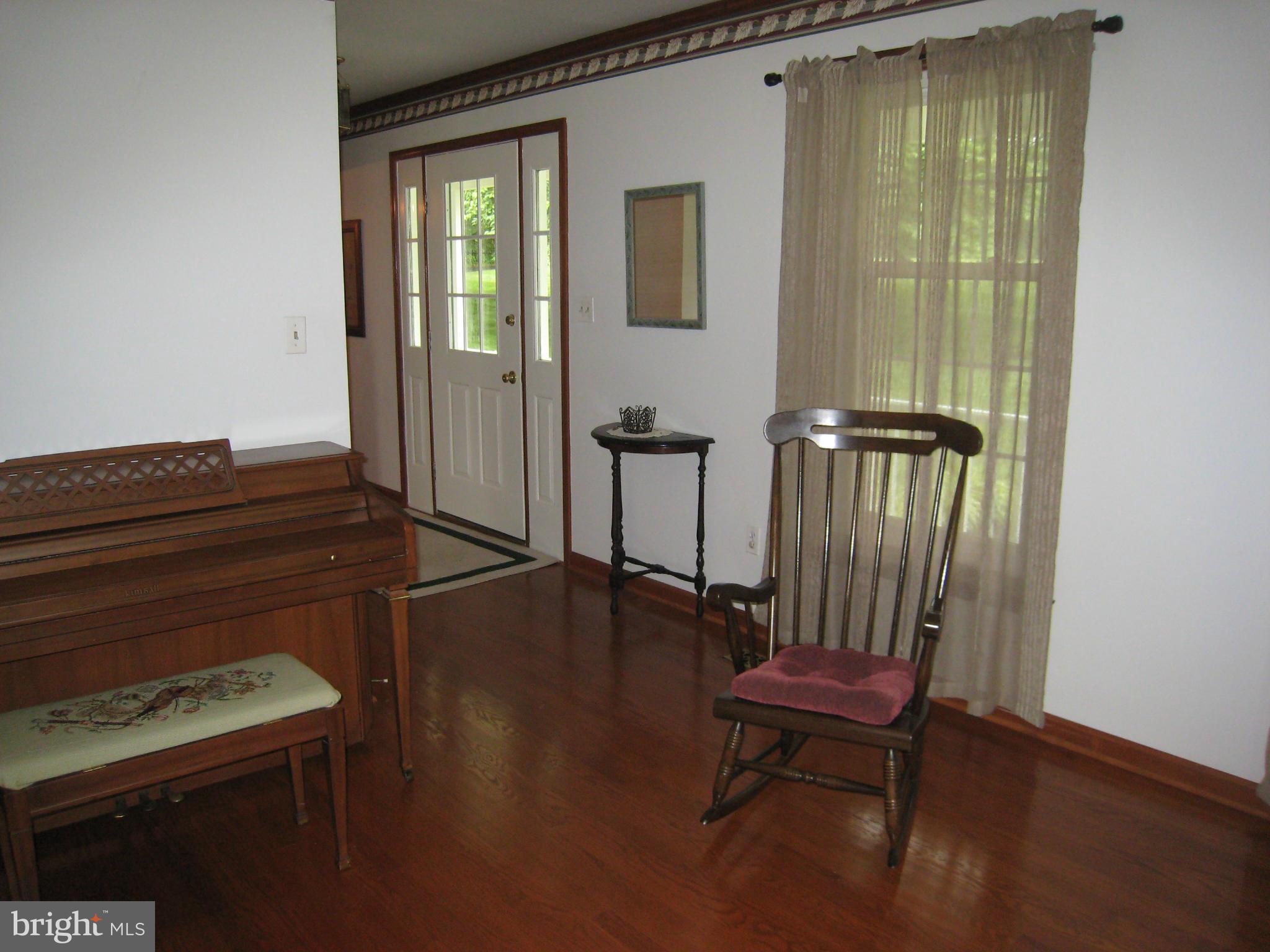 2031 High Point Road Forest Hill, MD 21050 - Photo 13 of 30 Living Room