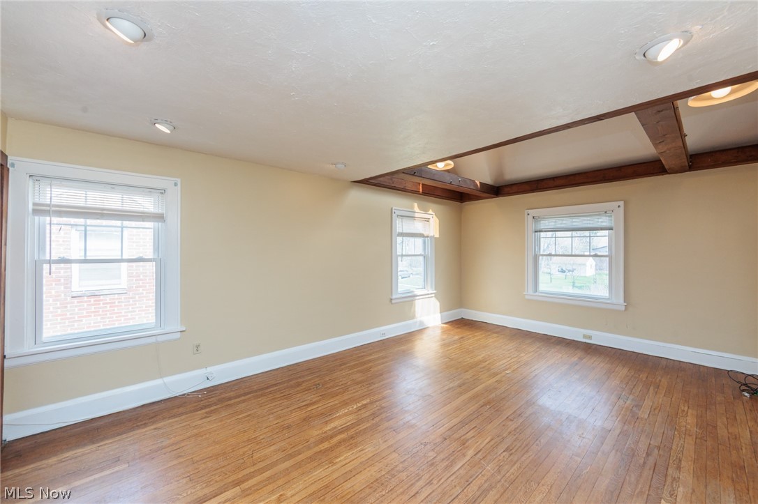 1550 Rydalmount Road Cleveland Heights, OH 44118 - Photo 21 of 34 Master bedroom