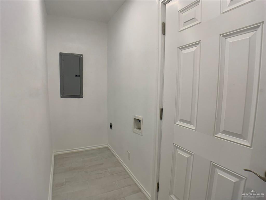 10824 Compadres Street Mercedes, TX 78570 - Photo 17 of 19 a view of room