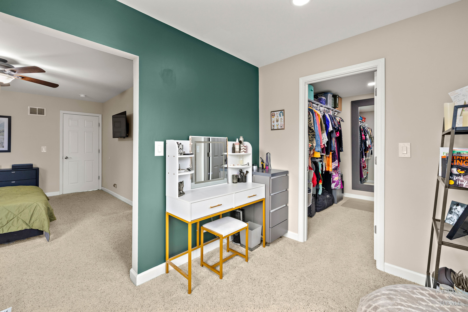 555 Rodenburg Road Roselle, IL 60172 - Photo 14 of 37