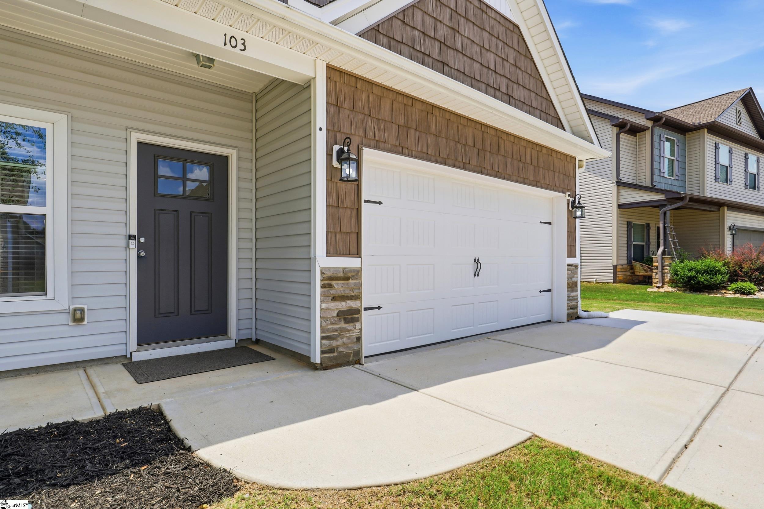 103 Chadmore Street Simpsonville, SC 29680 - Photo 2 of 35