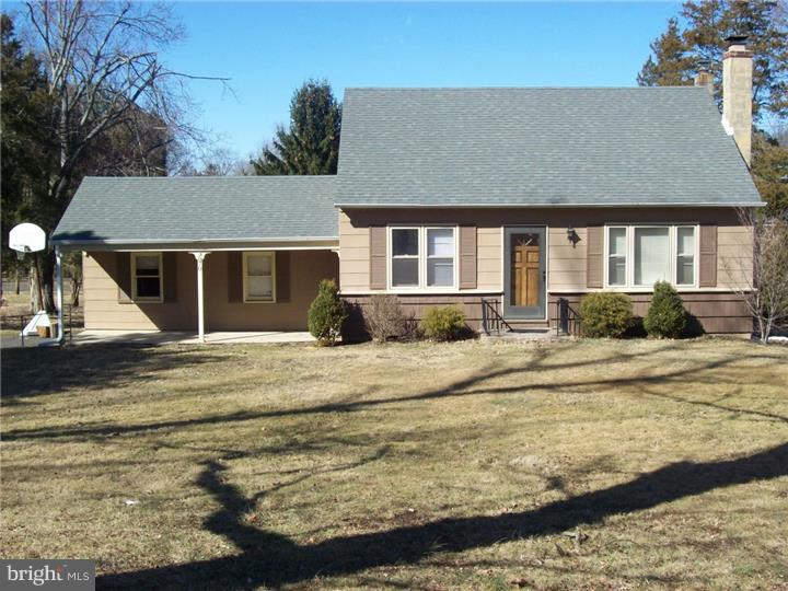 3070 Pennypack Road Hatboro, PA 19040 - Photo 1 of 6 Exterior Front
