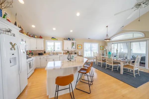 $3,399,000 | 3429 Dune Drive, Avalon, NJ 08202