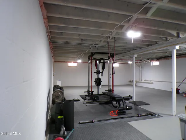 $374,900 | 24 Clover Avenue, East Greenbush, NY 12061