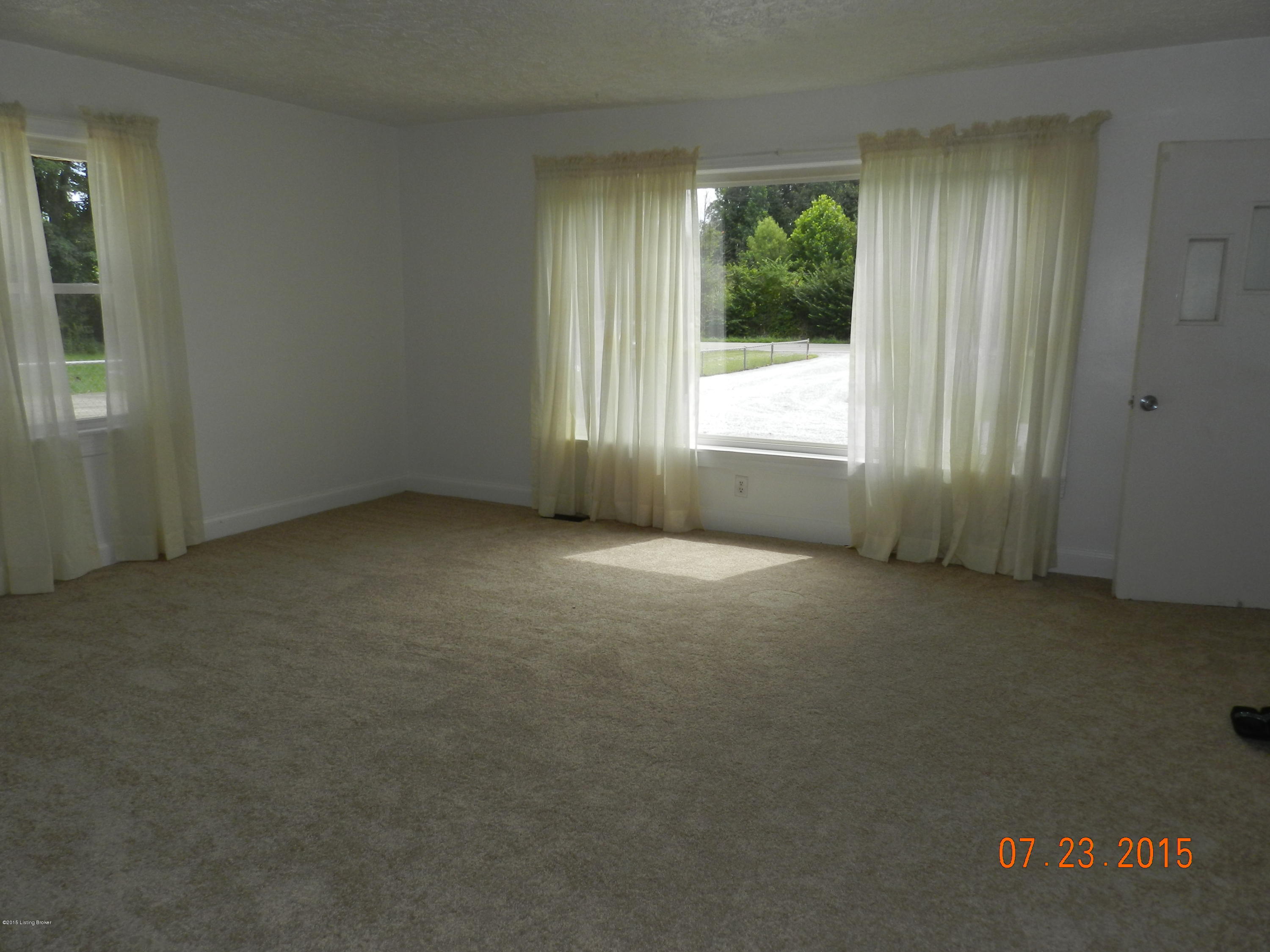 3703 Coral Ridge Road Brooks, KY 40109 - Photo 7 of 10 DSCN2590 (1)