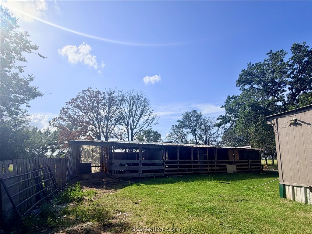 952 Timber Ridge Caldwell, TX 77836 - Photo 24 of 35