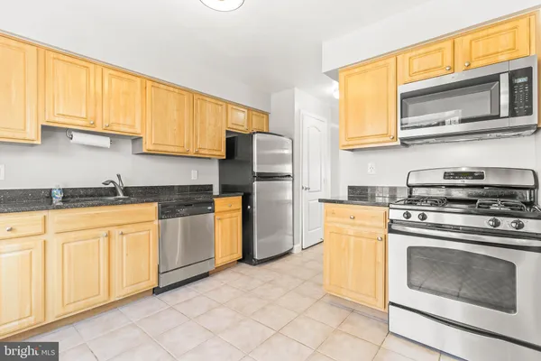 $2,550 | 3842 Chesterwood Drive, Unit 3842, Silver Spring, MD 20906