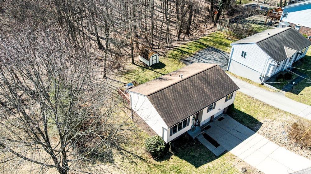 24 Lynmar Road Pittsburgh, PA 15209 - Photo 37 of 39 a picture of a house with a yard