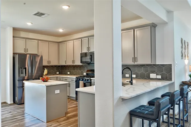 $439,900 | 207 Salange Lane, Katy, TX 77493