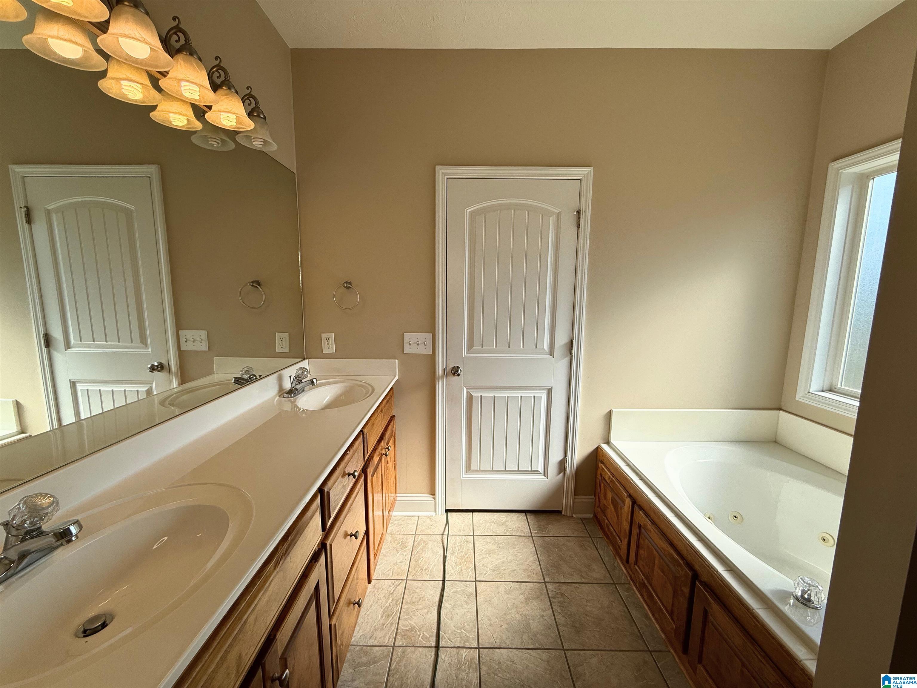 217 Twin Ridge Circle Lincoln, AL 35096 - Photo 15 of 36