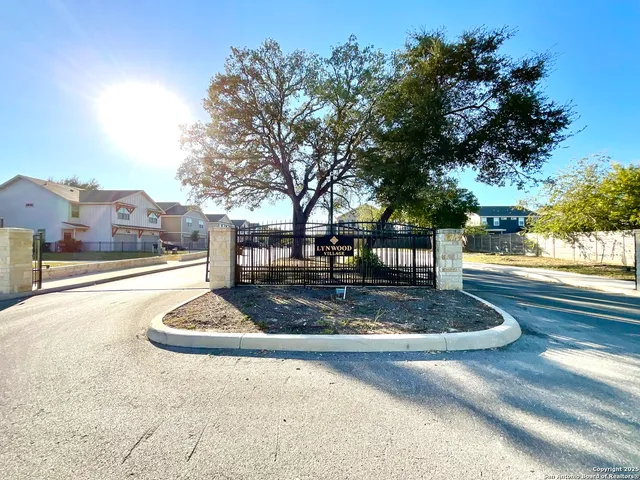 $1,499 | 10346 Lynwood Branch, Unit 102, San Antonio, TX 78245
