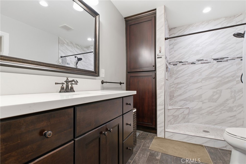 3403 Roxanne Avenue Long Beach, CA 90808 - Photo 14 of 28