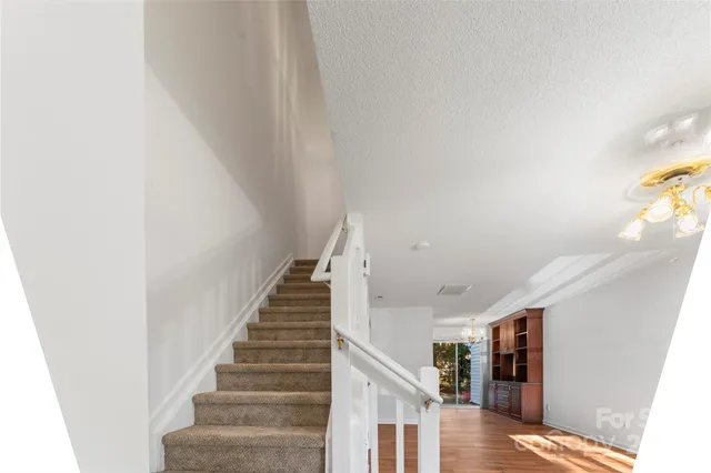 $225,000 | 12318 Hennigan Pl Lane, Charlotte, NC 28214