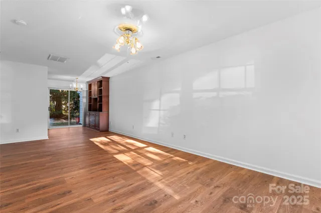 $225,000 | 12318 Hennigan Pl Lane, Charlotte, NC 28214