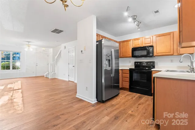 $225,000 | 12318 Hennigan Pl Lane, Charlotte, NC 28214