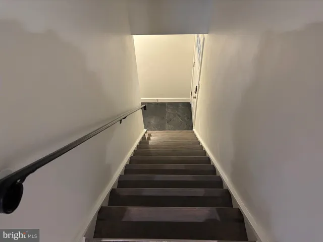 $1,800 | 885 North York Road, Unit 4B, Warminster, PA 18974