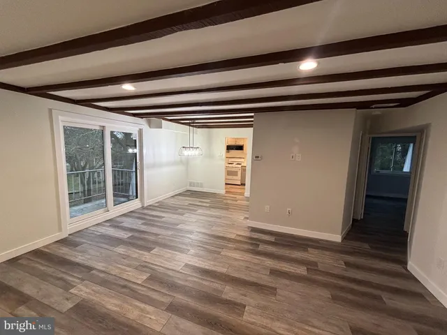 $1,800 | 885 North York Road, Unit 4B, Warminster, PA 18974