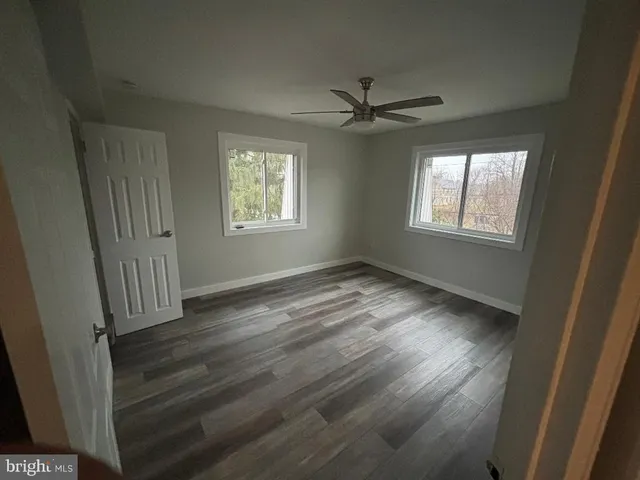 $1,800 | 885 North York Road, Unit 4B, Warminster, PA 18974